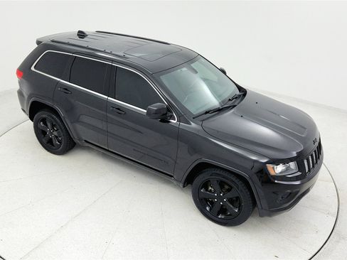 Used 2014 Jeep Grand Cherokee Altitude image 40