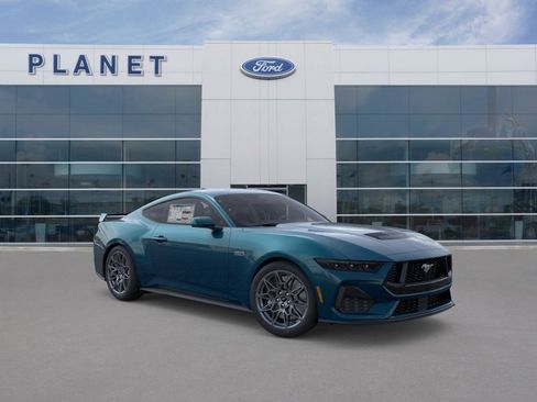 New 2026 Ford Mustang GT Premium w/ GT Performance Package RWD image 9