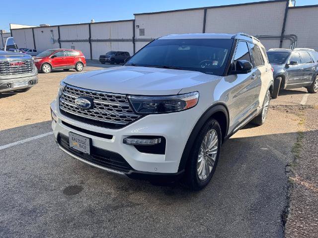 Certified 2022 Ford Explorer Limited w/ Equipment Group 301A RWD image 3