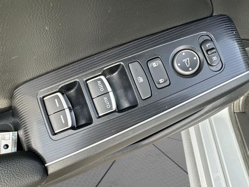 Certified 2023 Honda Civic Touring image 11