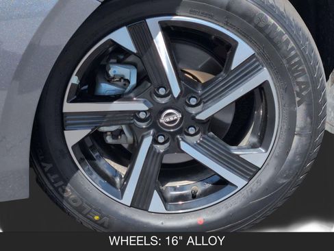 Used 2025 Nissan Sentra SV image 11