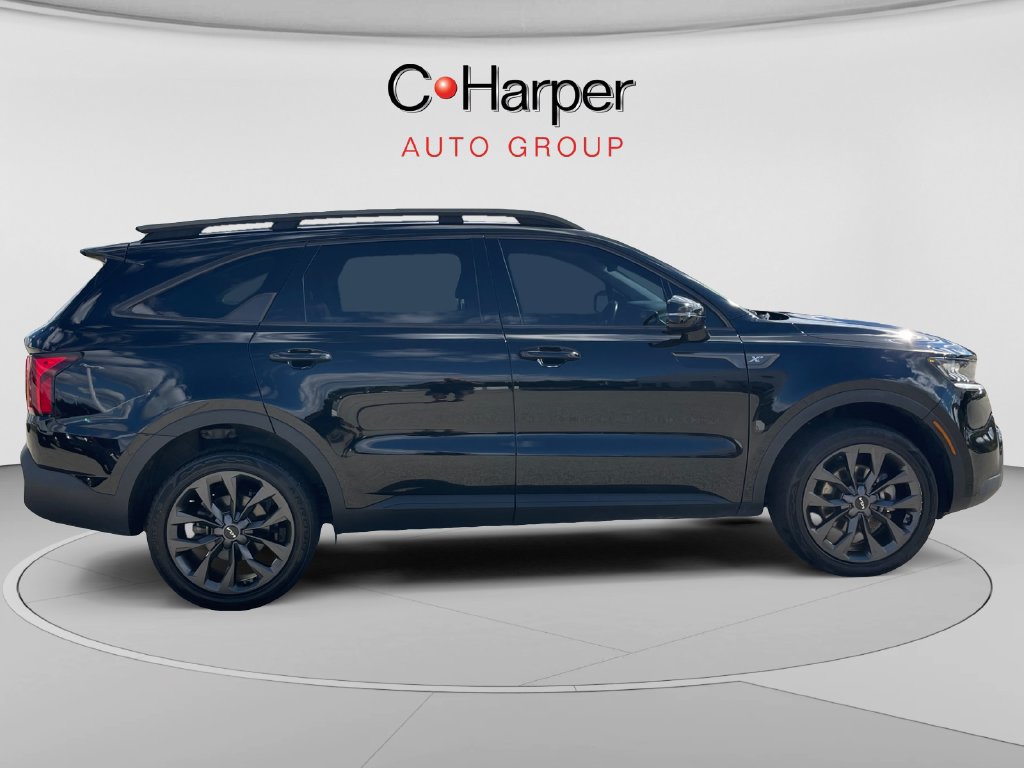 Certified 2023 Kia Sorento X-Line EX AWD/4WD image 2