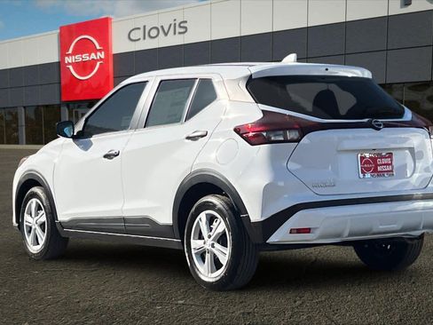 New 2025 Nissan Kicks Play S image 7
