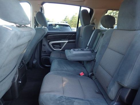 Used 2015 Nissan Armada SV AWD/4WD image 10