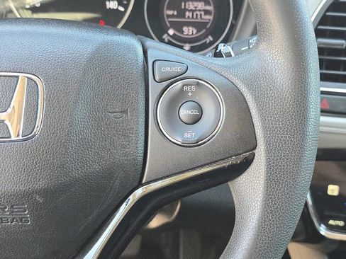 Used 2017 Honda HR-V EX image 24