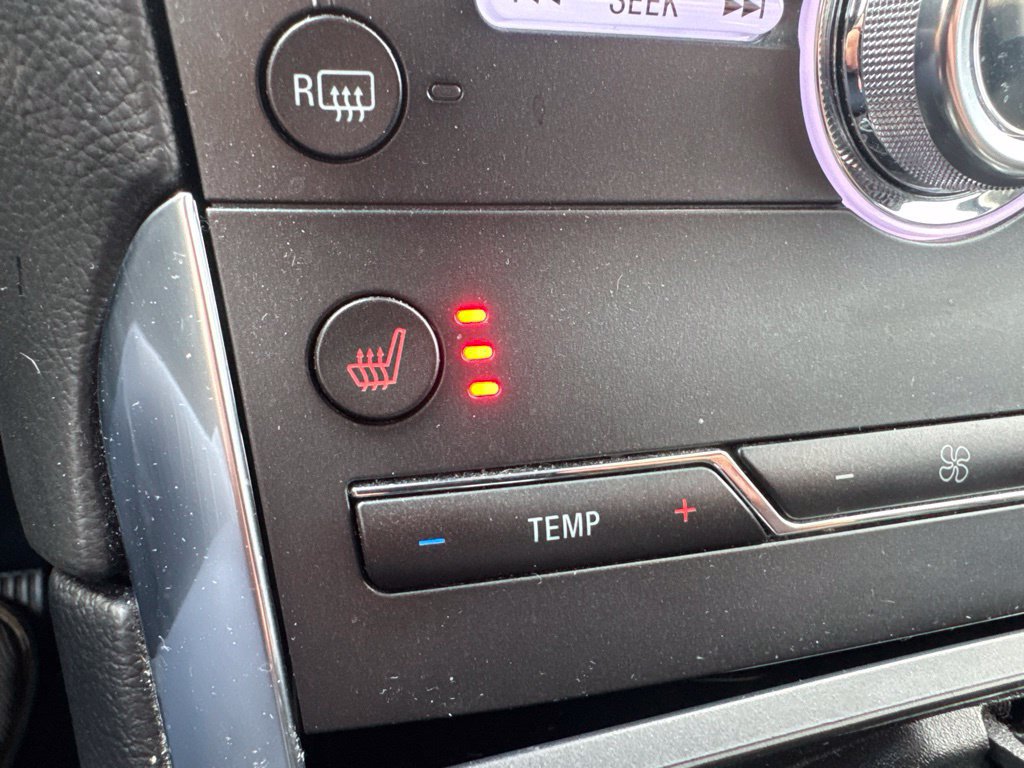Certified 2019 Ford Edge Titanium FWD image 23
