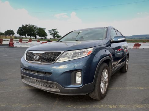 Used 2014 Kia Sorento EX w/ EX V6 Touring Package FWD image 5