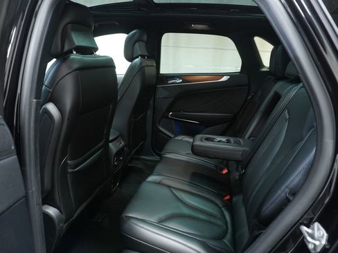 Used 2019 Lincoln MKC Reserve AWD/4WD image 14