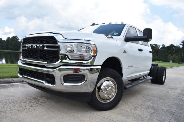 Used 2022 RAM 3500 Tradesman w/ Chrome Appearance Group AWD/4WD image 1