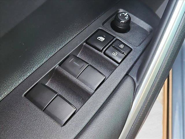 Certified 2023 Toyota Corolla Cross LE FWD image 11