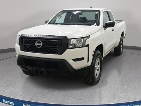 Used 2023 Nissan Frontier S w/ Technology Package image 3
