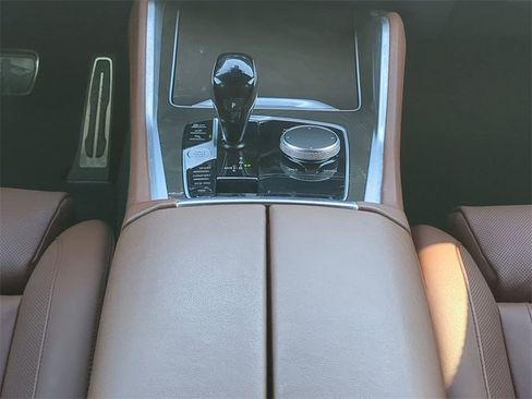 Certified 2023 BMW X6 xDrive40i w/ M Sport Package image 20