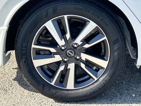 New 2025 Nissan Versa SV w/ Trunk Package image 7