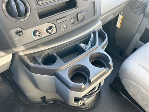 New 2026 Ford E-350 and Econoline 350 Super Duty w/ Power Equipment Group image 17