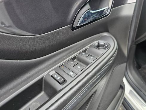 Used 2019 Buick Encore Preferred AWD/4WD image 26