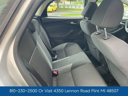 Used 2013 Ford Focus SE FWD image 32