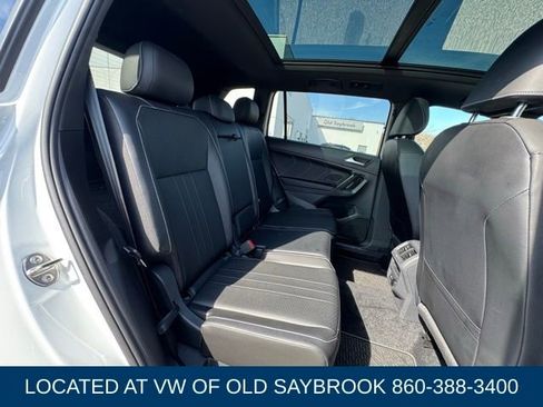 Certified 2024 Volkswagen Tiguan SE R-Line AWD/4WD image 25