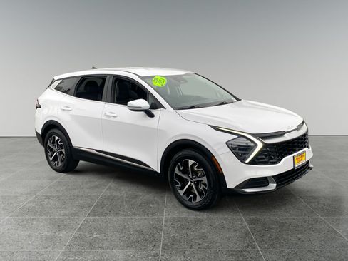 Used 2024 Kia Sportage EX FWD image 7