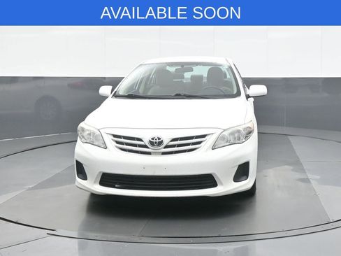 Used 2013 Toyota Corolla LE image 2