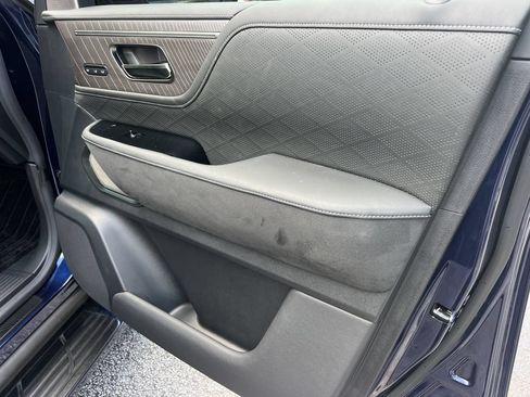 Used 2025 INFINITI QX80 Autograph AWD/4WD image 12