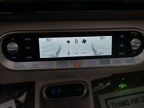 Used 2024 Genesis GV60 RWD image 16