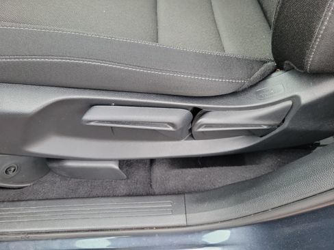 Used 2024 Honda CR-V LX image 26