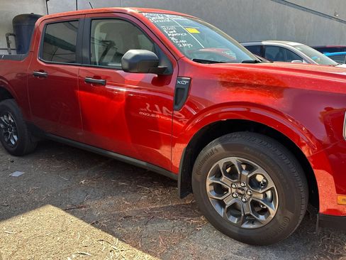 Used 2024 Ford Maverick XLT FWD image 4