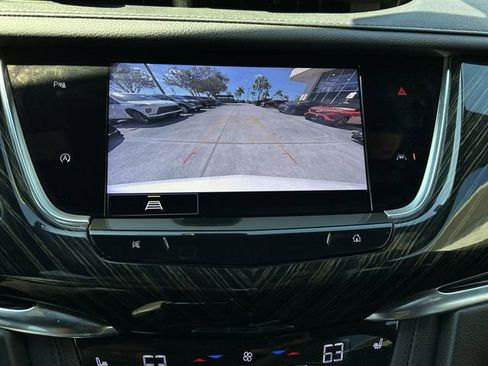 Used 2022 Cadillac XT6 Premium Luxury image 25