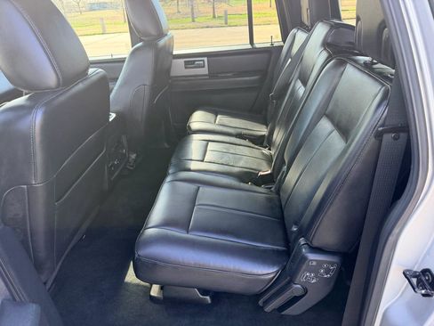 Used 2016 Ford Expedition EL Limited image 18