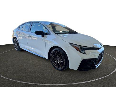 Used 2024 Toyota Corolla Sedan w/ SE Convenience Package image 8