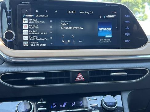 Used 2023 Hyundai Sonata Limited w/ Preferred Accessory Package FWD image 20