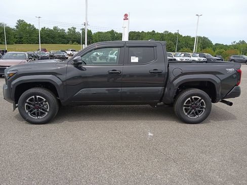 New 2026 Toyota Tacoma TRD Sport AWD/4WD image 6