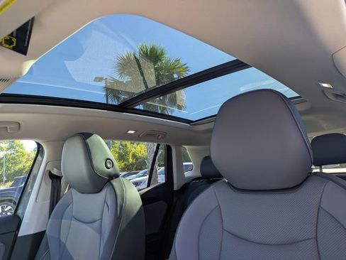 New 2026 Volkswagen Tiguan SE FWD image 22