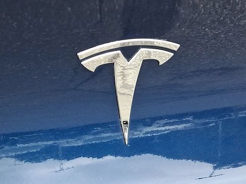 Used 2022 Tesla Model Y Performance AWD/4WD image 27