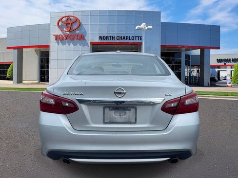 Used 2018 Nissan Altima 2.5 SV FWD image 5