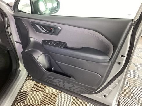 Certified 2026 Subaru Forester Premium AWD/4WD image 21