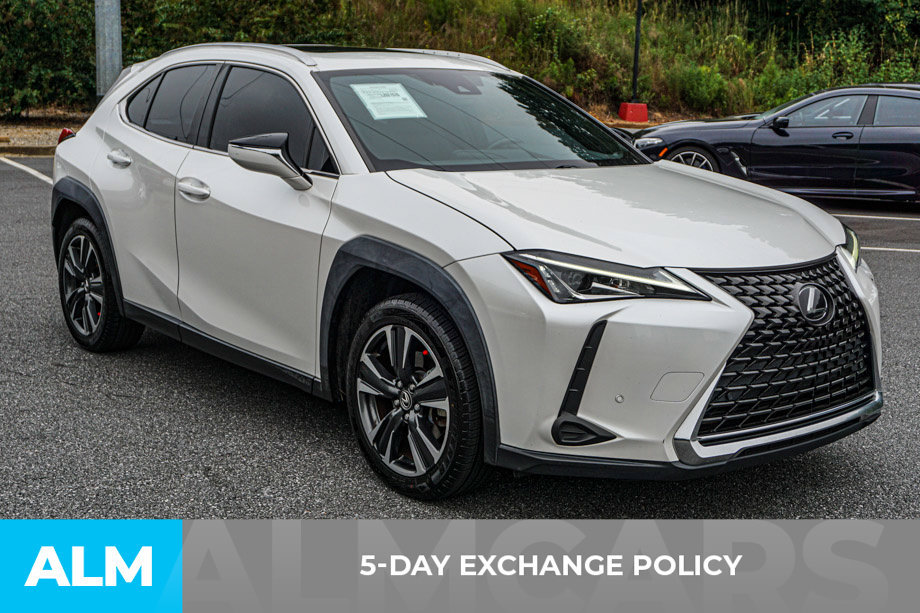 Used 2020 Lexus UX 200 w/ Accessory Package 2 FWD image 3