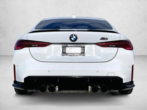 Used 2025 BMW M4 Competition w/ Executive Package image 4