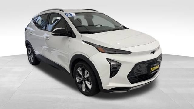 Used 2023 Chevrolet Bolt EUV LT w/ Convenience Package FWD image 6