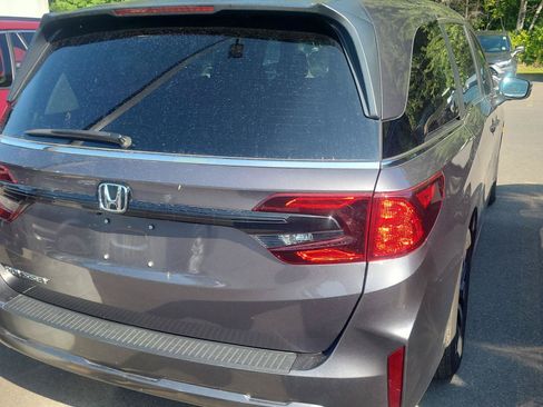 Used 2025 Honda Odyssey EX-L image 7