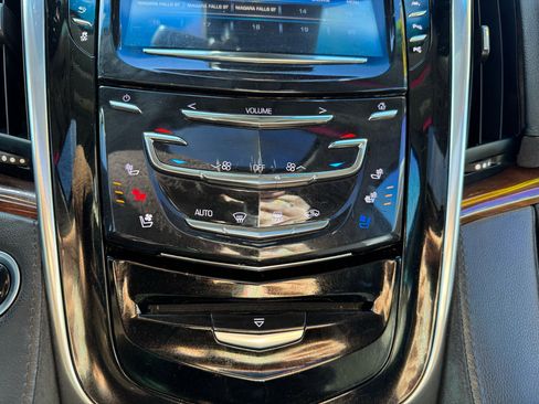 Used 2019 Cadillac Escalade Luxury image 26