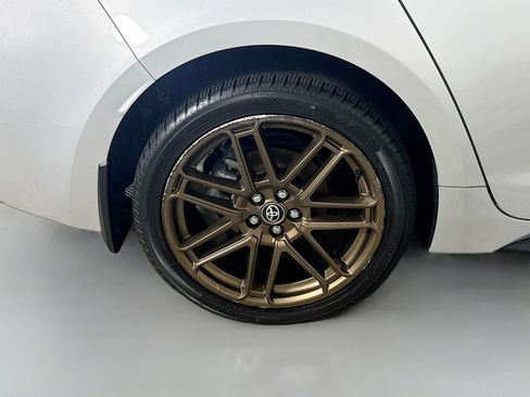 Used 2024 Toyota Corolla SE w/ Convenience Package FWD image 33