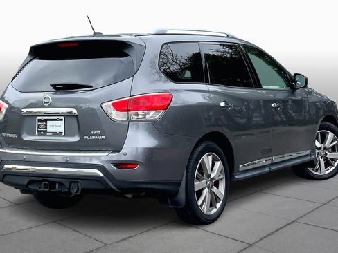 Used 2016 Nissan Pathfinder Platinum w/ Cargo Package image 12