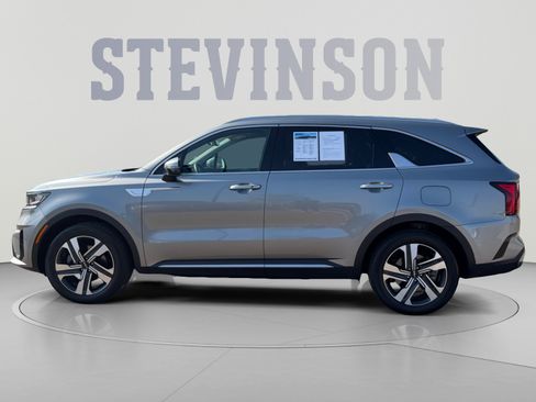 Used 2023 Kia Sorento EX AWD/4WD image 2