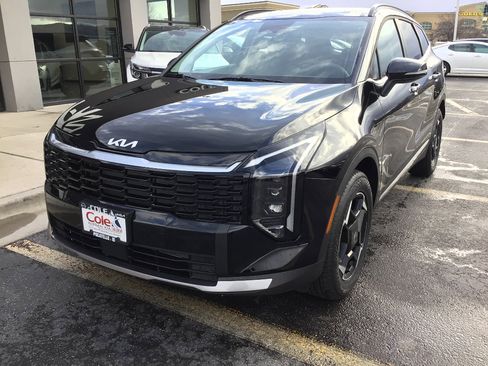 New 2026 Kia Sportage EX image 2