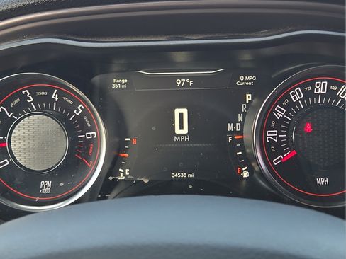 Used 2023 Dodge Challenger SXT RWD image 9