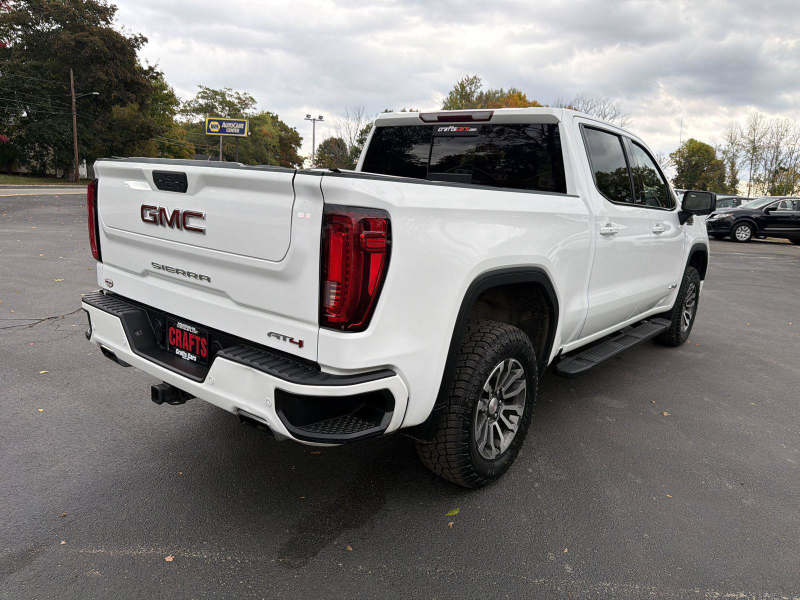 Used 2020 GMC Sierra 1500 AT4 w/ AT4 Premium Package AWD/4WD image 5
