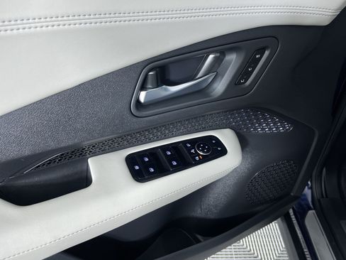 Certified 2024 Nissan Ariya AWD image 14