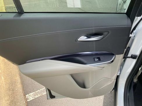 Used 2023 Cadillac XT4 Luxury FWD image 10