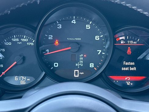 Used 2025 Porsche 718 Cayman RWD image 24